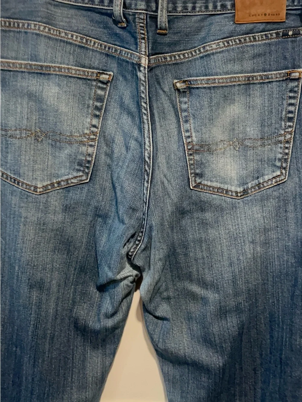 Lucky Brand Men's Bootcut Jeans in Blue Wash